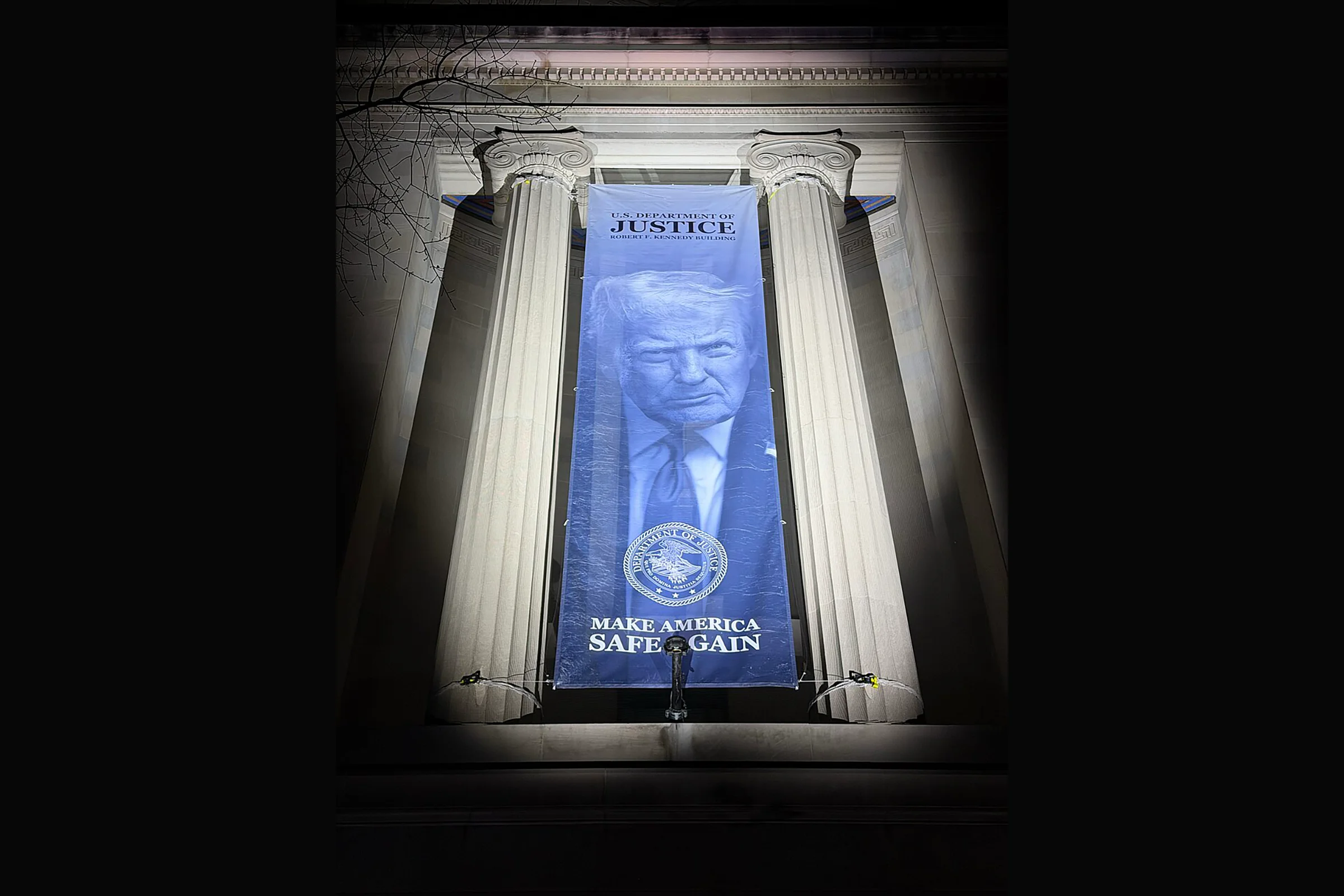 Trump DJ Photo by Quintin Soloviev